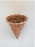 Vaso pinocchio colore mattone lavorato a mano